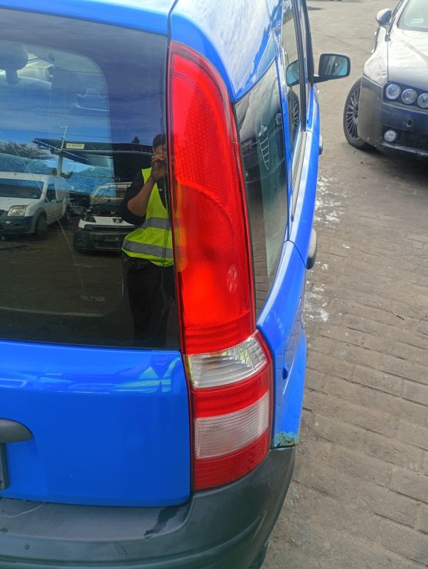 Задня права фара Fiat Panda 2